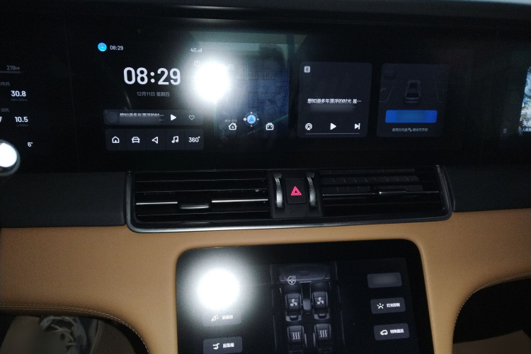 理想汽车 理想ONE 2021款 增程6座版局部细节16