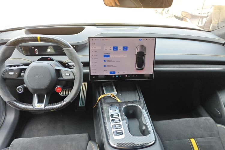 小米汽车 小米SU7 Ultra 2025款 Ultra中控内饰7002