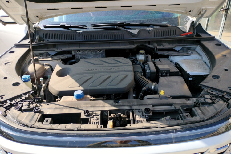 长安CS75 PLUS 2025款 第四代 1.5T 新蓝鲸 智慧尊享型机舱底盘24