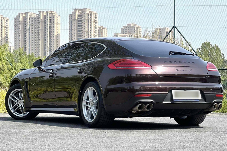 保时捷 2014款 Panamera 4 Executive 3.0T车身外观6004