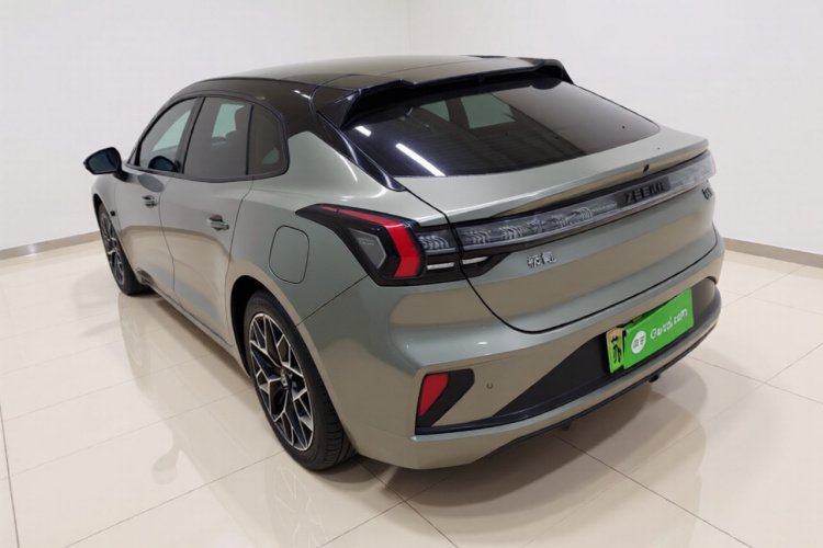 极氪001 2024款 WE版 95kWh 四驱车身外观5