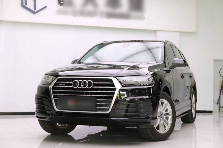 奥迪Q7 2016款 40 TFSI S line运动型车身外观6001