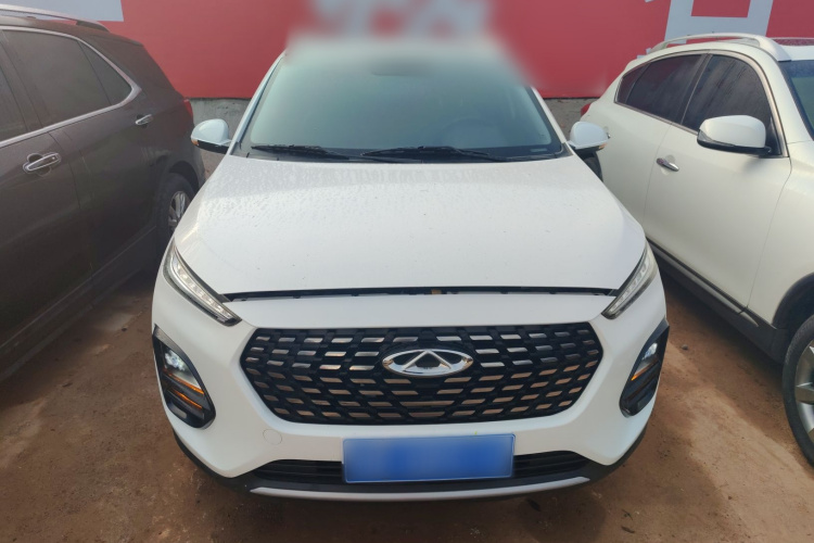 奇瑞 瑞虎3X 2021款 改款 PLUS 1.5L CVT尽兴松子版车身外观2