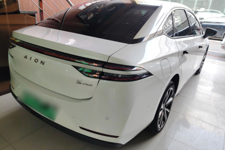 埃安 AION S Plus 2022款 80 科技版车身外观6005
