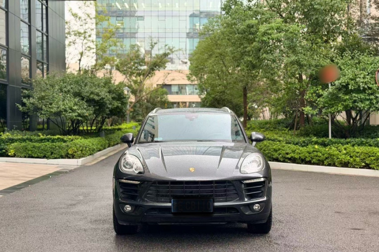 保时捷 2017款  Macan 2.0T车身外观6010