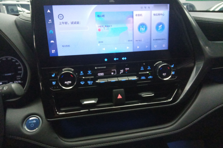 丰田 皇冠陆放 2022款 2.5L HEV四驱旗舰版局部细节16