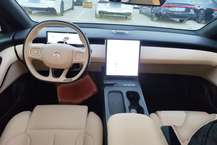 蔚来ET5T 2023款 75kWh Touring中控内饰7002
