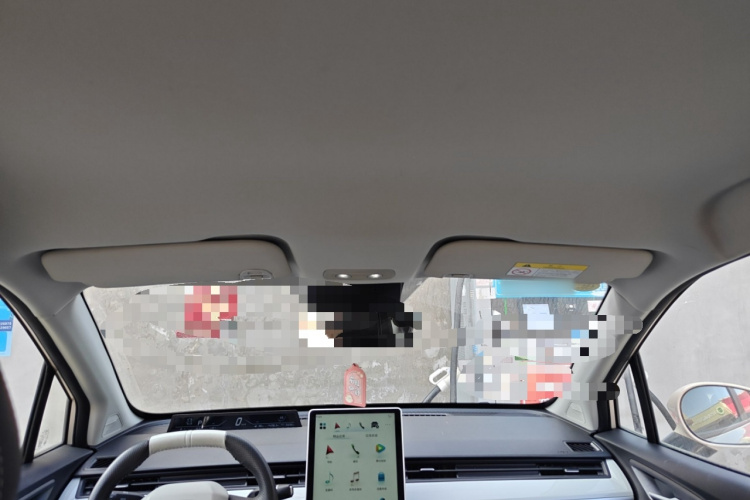 哪吒汽车 哪吒AYA 2023款 318 Lite中控内饰22