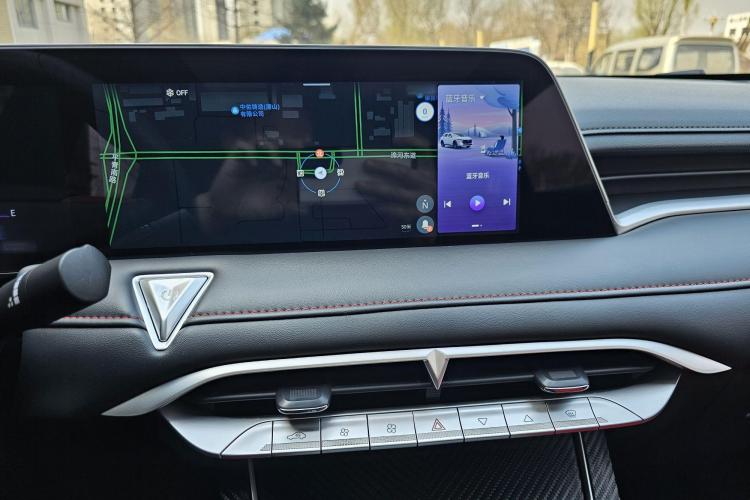 启辰大V 2022款 260T 黑马版·爱豆中控内饰7006