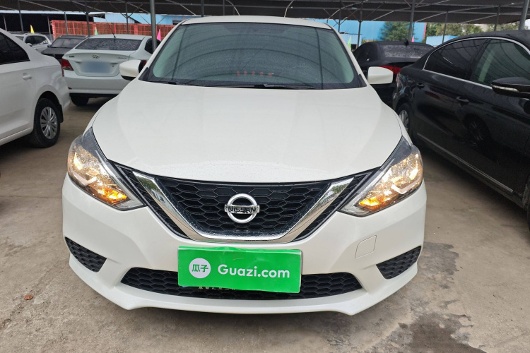 日产 轩逸 2024款 经典 1.6XE CVT舒适版车身外观2