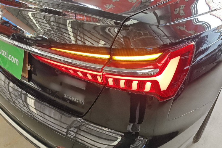 奥迪A6L 2024款 45 TFSI quattro 臻选动感型车身外观9