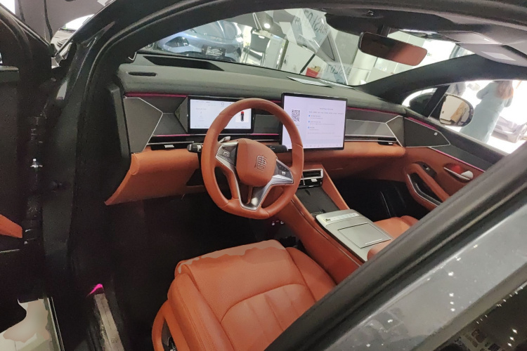 比亚迪 唐L 2025款 EV 600KM四驱激光雷达旗舰型中控内饰12