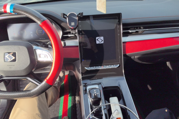 思皓曜 2021款 1.5TGDI DCT穿云RACE版中控内饰7002