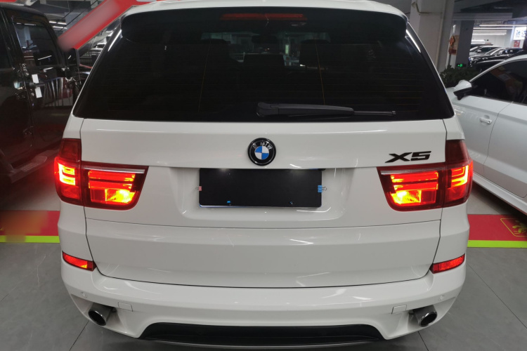 宝马X5(进口) 2013款 xDrive35i 臻享版车身外观6