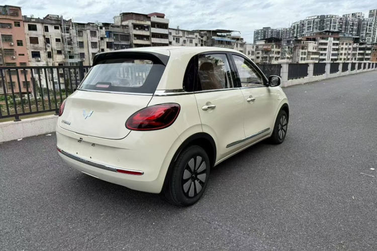 五菱汽车 五菱缤果 2025款 333km 悦享款车身外观6006