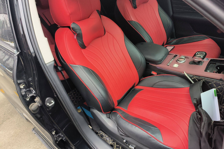 红旗HS5 2019款 2.0T 智联旗享版局部细节41