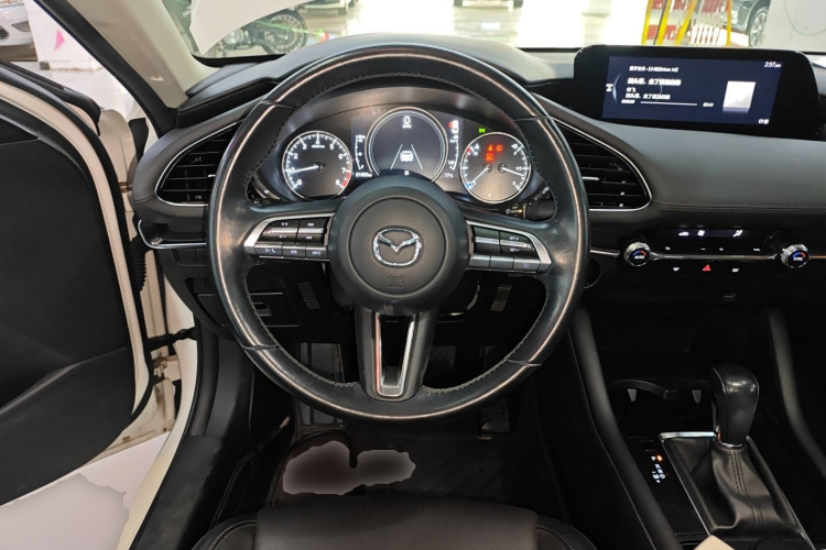 马自达3 昂克赛拉 2021款 2.0L 自动质雅版中控内饰13