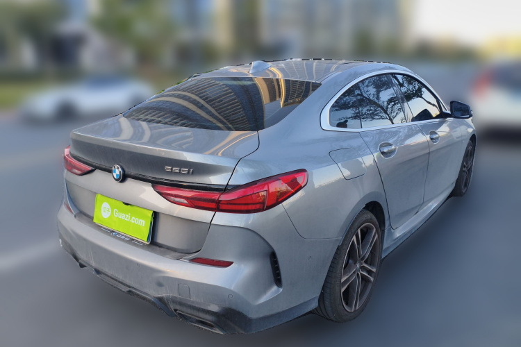 宝马2系(进口) 2023款 225i 四门轿跑车 M运动套装车身外观7