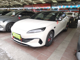 比亚迪 海豹06新能源 2025款 DM-i 智驾版 80KM豪华型