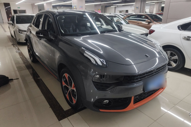 领克02 2018款 1.5T DCT两驱耀Pro版 国V车身外观3