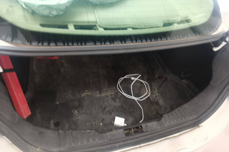 福特 福克斯 2012款 三厢 1.6L 自动舒适型局部细节23