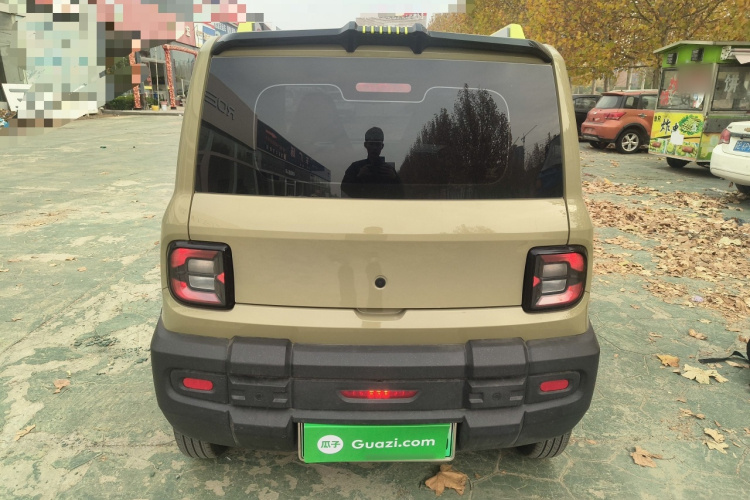 吉利银河 2025款 210km 熊猫骑士车身外观6