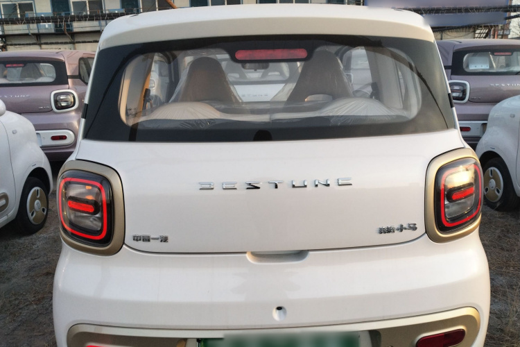 奔腾小马 2026款 222km 萌趣马 Plus车身外观6