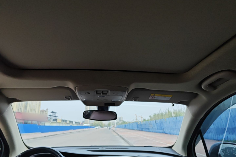 别克 昂科威 2016款 20T 两驱精英型中控内饰22