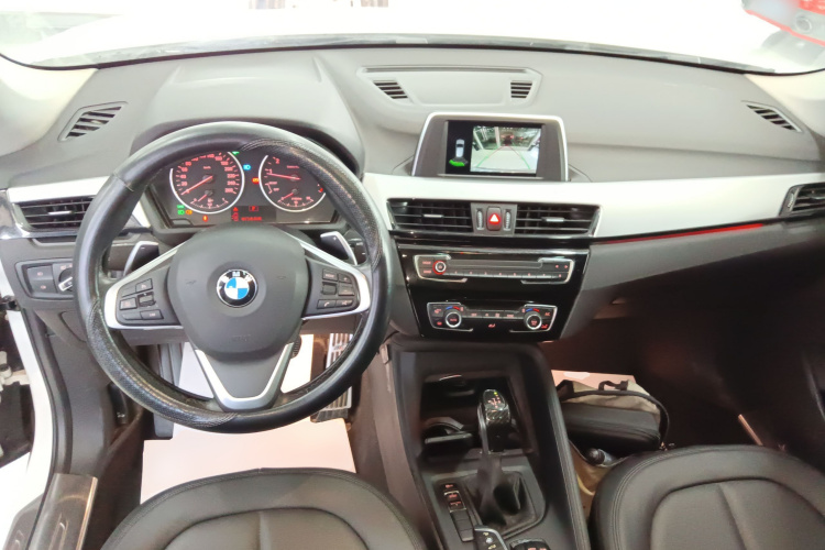 宝马X1 2018款 sDrive20Li 领先型中控内饰7002