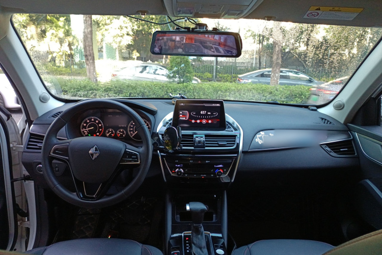 宝沃BX5 2020款 20TGDI 自动两驱先锋型中控内饰12