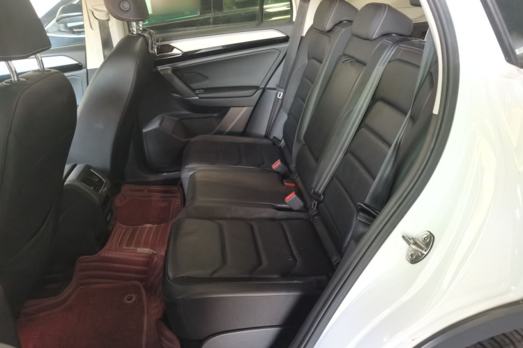 大众 探岳 2019款 330TSI 两驱豪华型 国V中控内饰7004