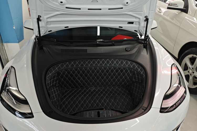 特斯拉 Model 3 2020款 改款 标准续航后驱升级版机舱底盘24