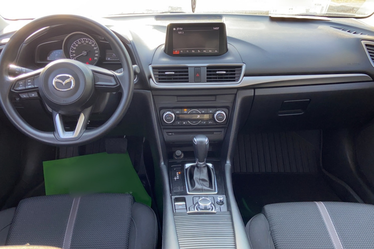 马自达3 昂克赛拉 2017款 三厢 1.5L 自动豪华型 国V中控内饰7002