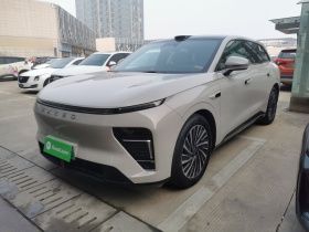 星途 星纪元 ET 2024款 增程 240 Ultra四驱