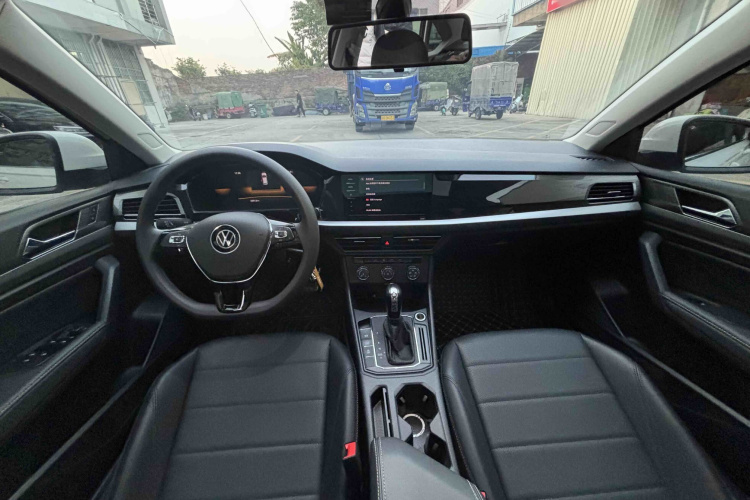 大众 朗逸 2022款 1.5L 自动舒适版中控内饰7003