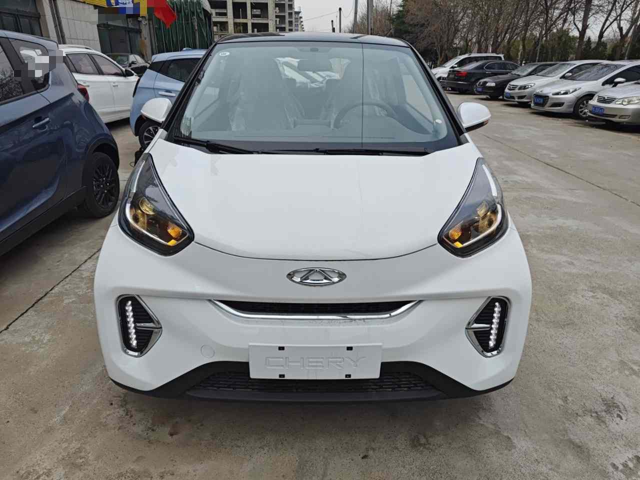 奇瑞QQ 小蚂蚁 2024款 改款 青春版 251km 真爱版 25.05kWh(1)