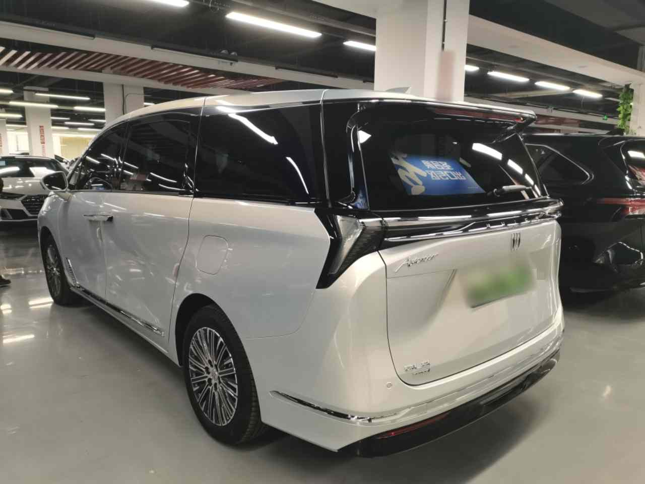 别克GL8新能源 2024款 陆尊 尊享版 7座(3)