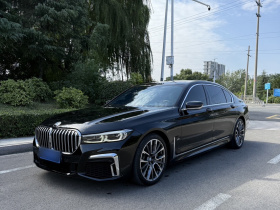 宝马7系 2019款 改款 740Li 领先型 M运动套装