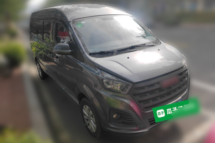 金杯 金海狮 2023款 2.0L 客车旅行狮 5/6/7座车身外观6002