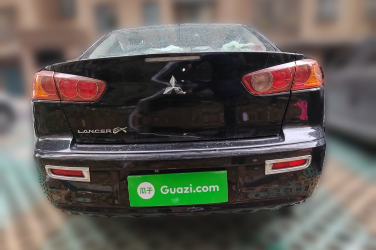 三菱 翼神 2012款 贺岁版 1.8L CVT舒适型车身外观6