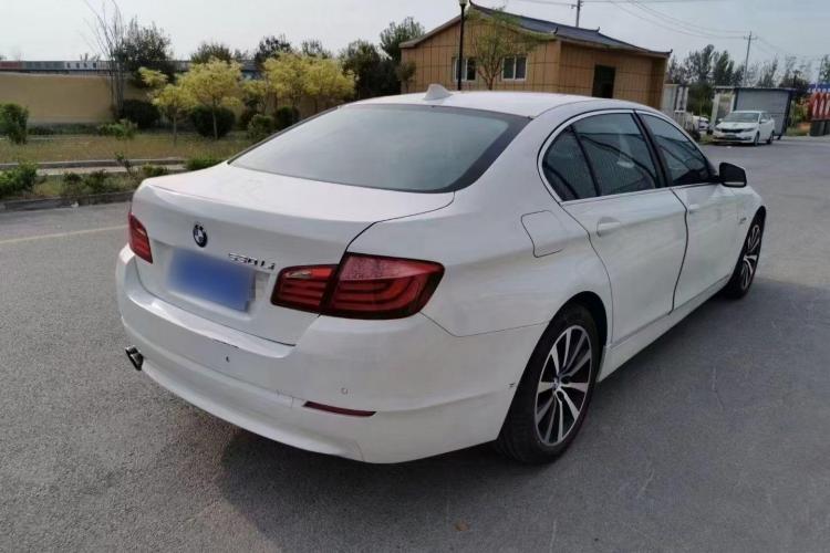 宝马5系 2013款 530Li 领先型车身外观6008