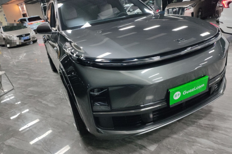 理想汽车 理想L9 2022款 Max车身外观3