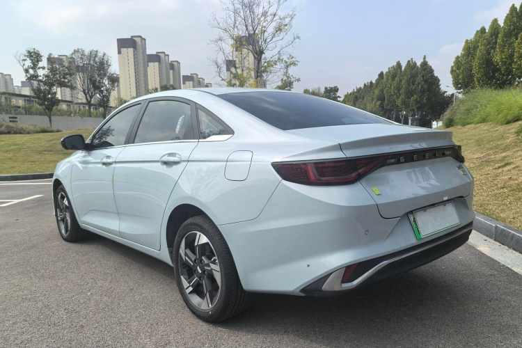 吉利汽车 帝豪L HiP 2022款 1.5TD-DHT Pro 100KM Super 睿车身外观6003