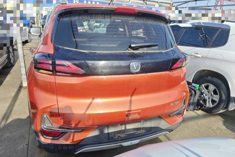 长安CS15 2019款 1.5L 手动进取型 国VI车身外观6004