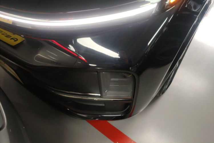 理想汽车 理想L8 2025款 Max 智能焕新版局部细节36