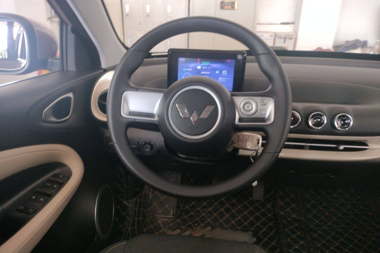 五菱汽车 五菱缤果 2023款 203km 轻享款局部细节13