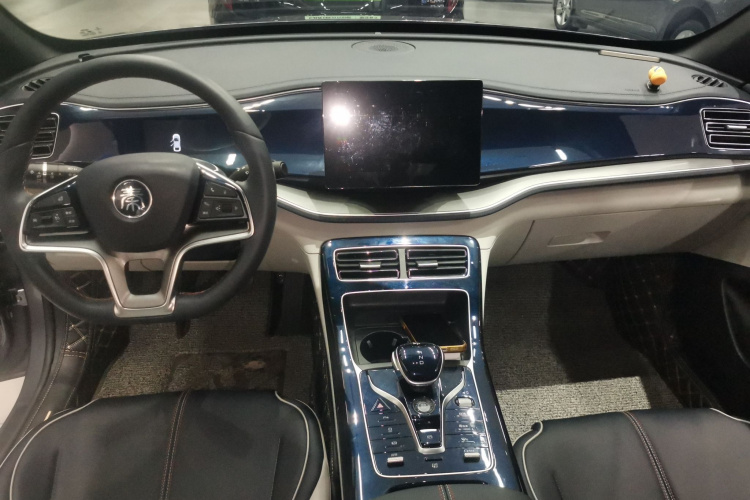 比亚迪 秦PLUS 2021款 EV 400KM 豪华型中控内饰12