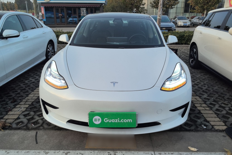 特斯拉 Model 3 2020款 改款 标准续航后驱升级版车身外观2