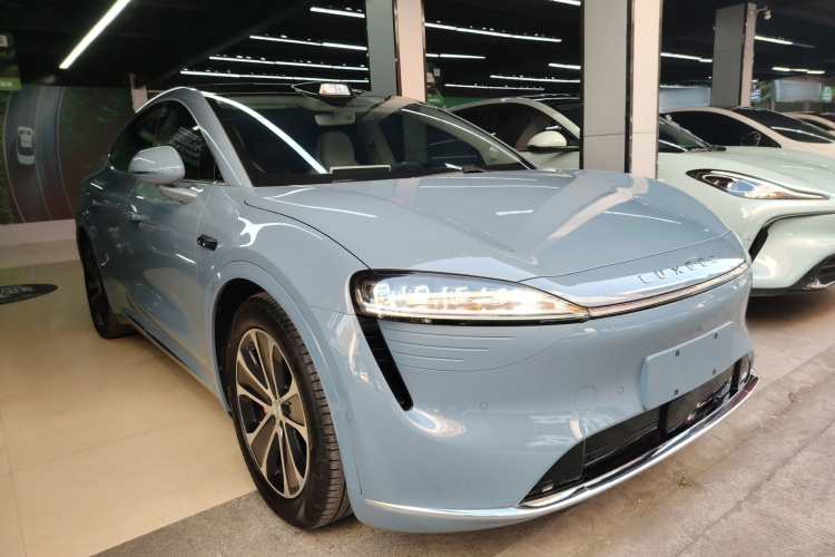 鸿蒙智行 智界R7 2024款 纯电 736km UItra车身外观3