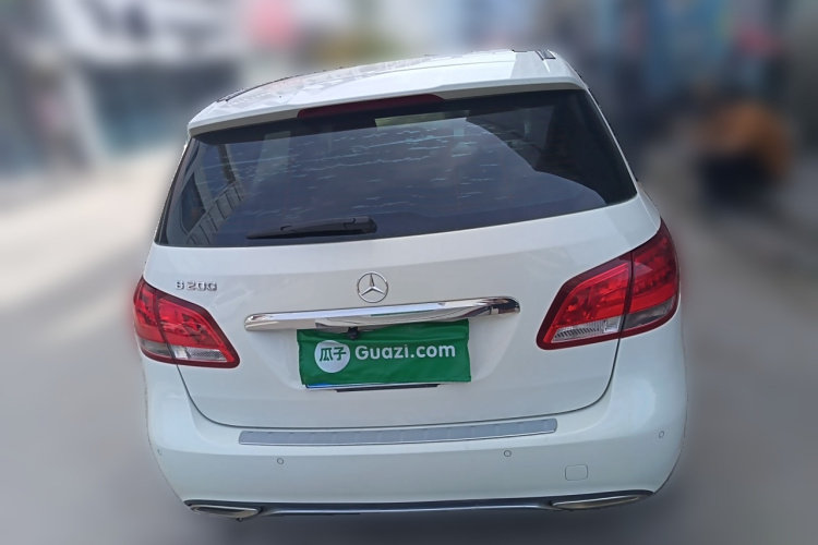 奔驰B级 2015款 B 200 动感型车身外观6004